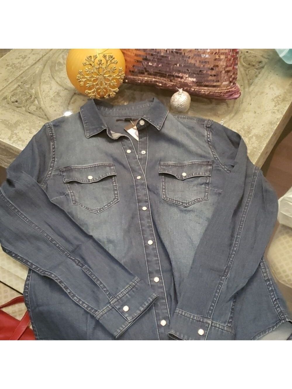 ♥️💥tahari Jeans Shirt